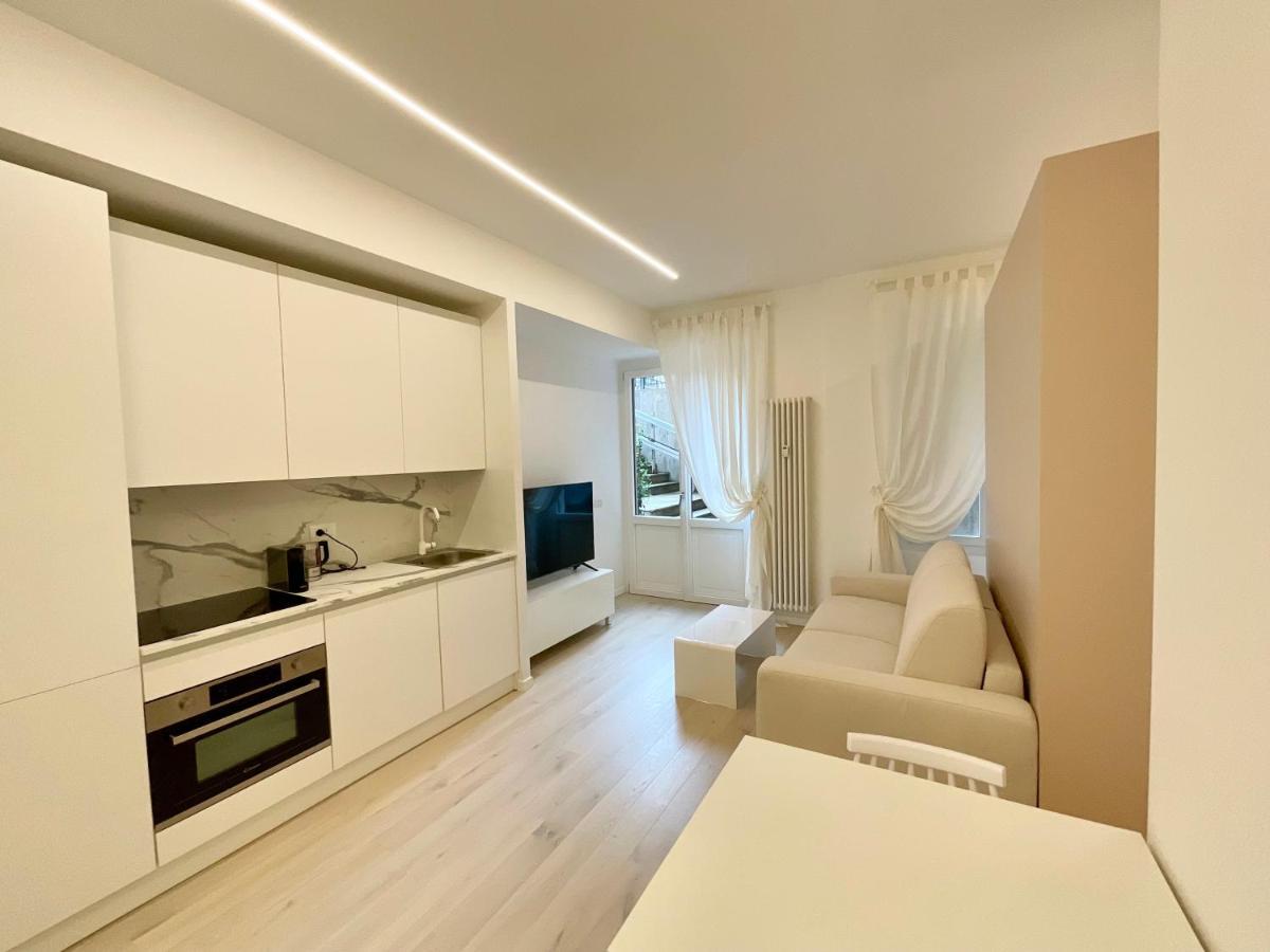 Apartment Suite - Charlize - In The Heart Of Милан Экстерьер фото